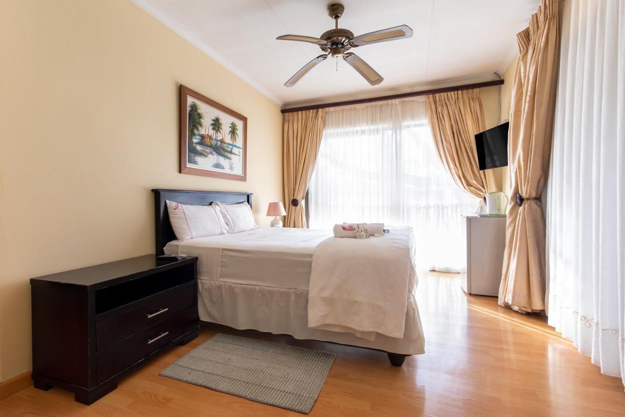 Casas Navio Casa de hóspedes Joanesburgo